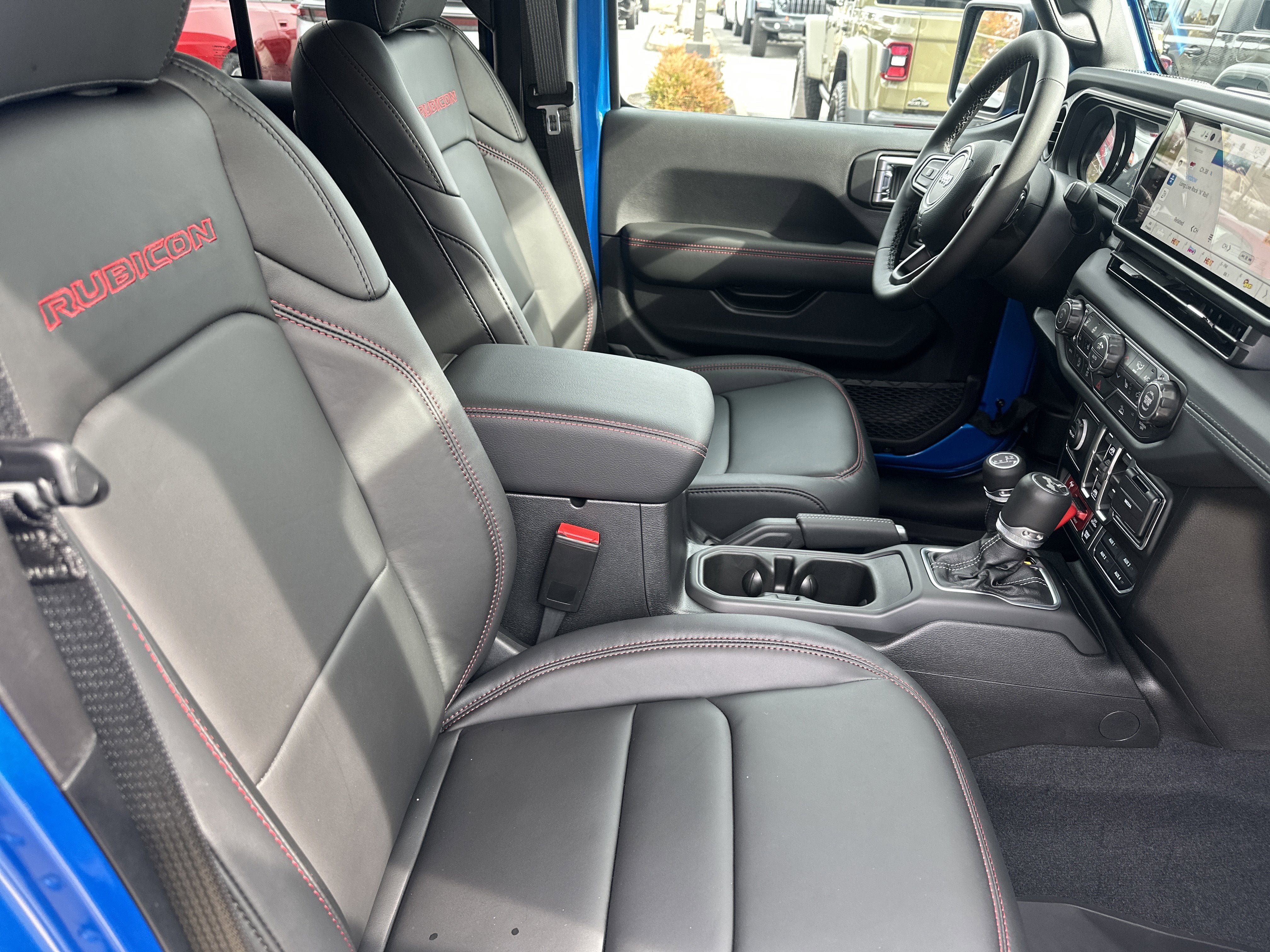 New 2026 Jeep Wrangler Unlimited Rubicon AWD/4WD image 35