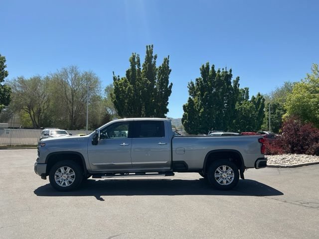 New 2026 Chevrolet Silverado 3500 High Country w/ High Country Premium Package AWD/4WD image 7