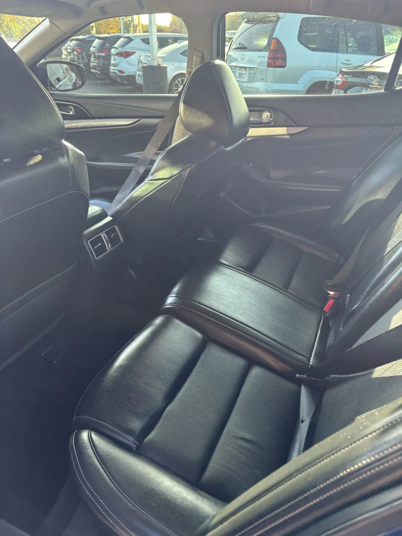 Used 2018 Nissan Maxima 3.5 SV image 12