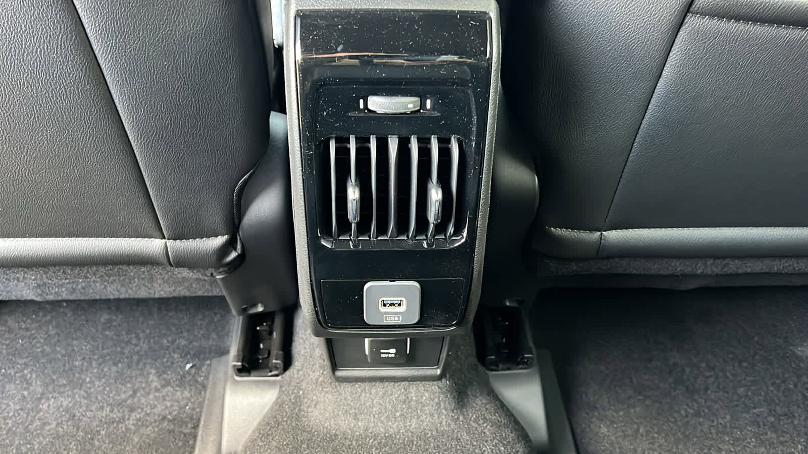 New 2026 Jeep Compass Latitude image 25