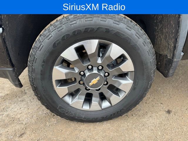 Used 2021 Chevrolet Silverado 2500 Custom w/ Custom Value Package image 12