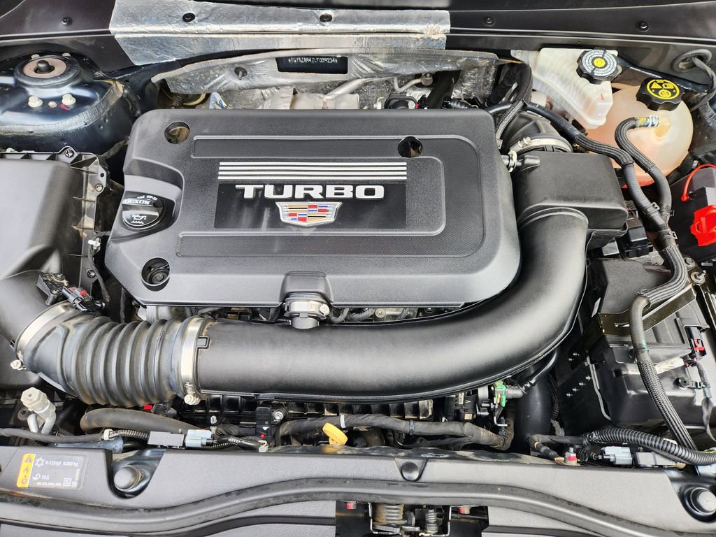 Used 2020 Cadillac XT4 Luxury w/ Cold Weather Package image 31