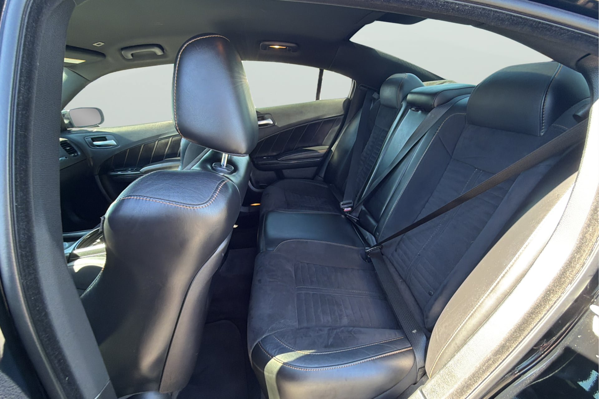 Used 2018 Dodge Charger R/T RWD image 33