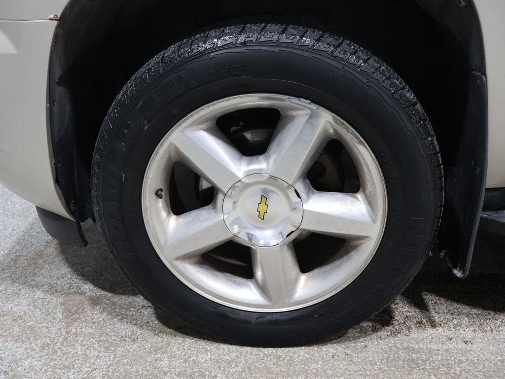 Used 2013 Chevrolet Tahoe LT w/ Luxury Package image 9
