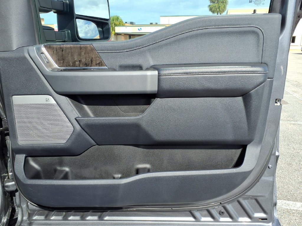 Used 2024 Ford F250 Lariat w/ Lariat Ultimate Package AWD/4WD image 15