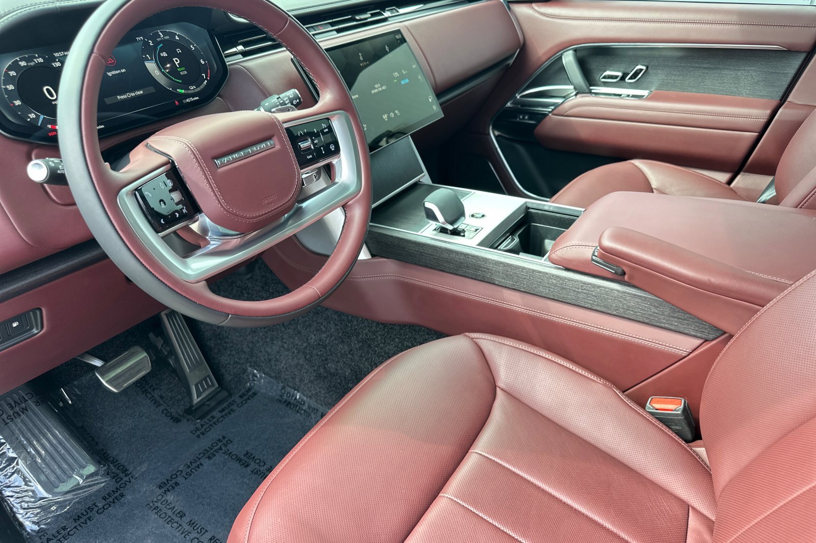 Used 2024 Land Rover Range Rover Autobiography image 9