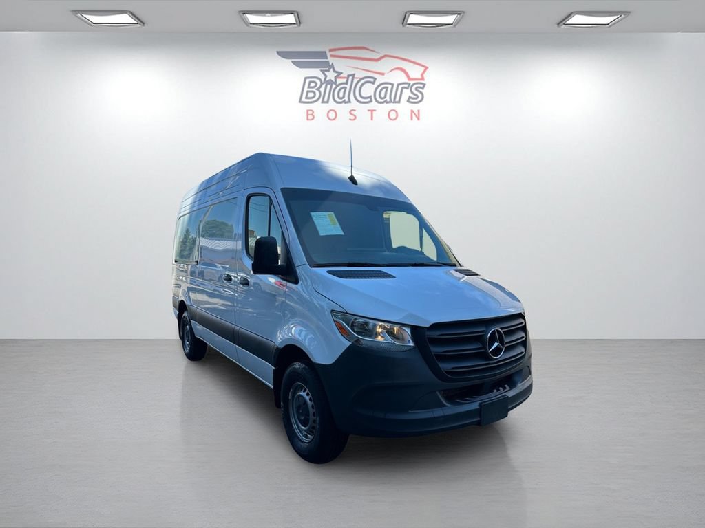 Used 2024 Mercedes-Benz Sprinter 2500 w/ Acoustic Package image 3