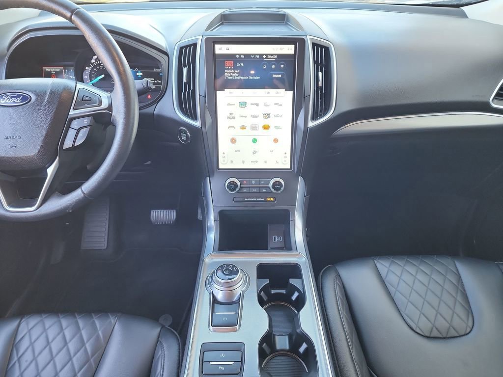 Used 2024 Ford Edge Titanium image 26