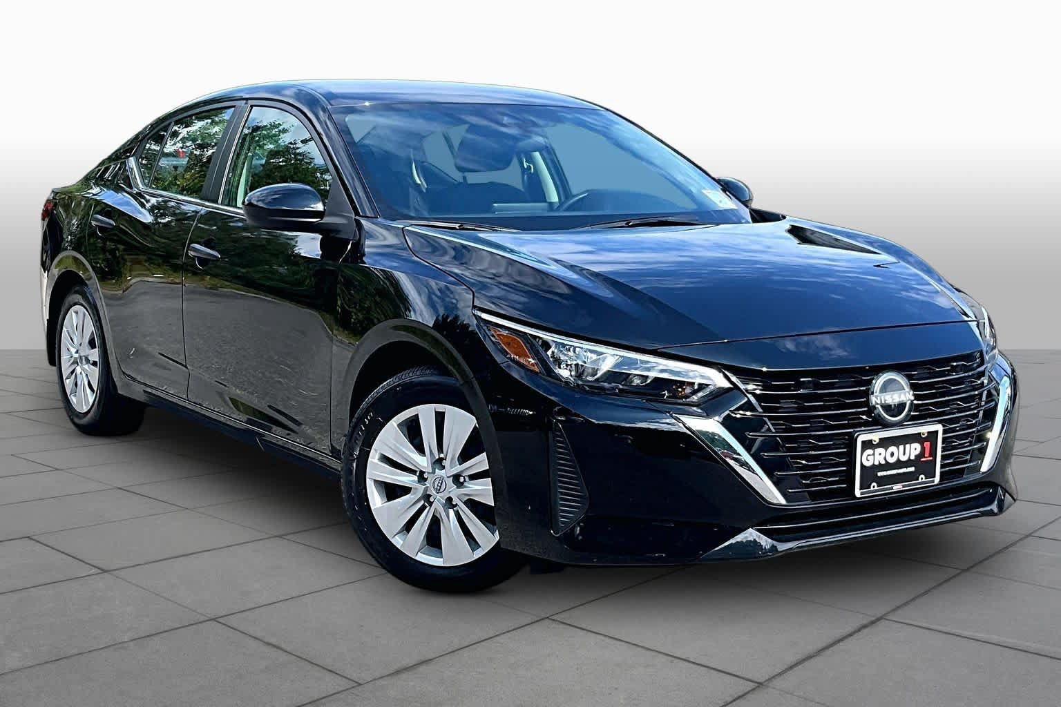 Used 2025 Nissan Sentra S FWD image 3