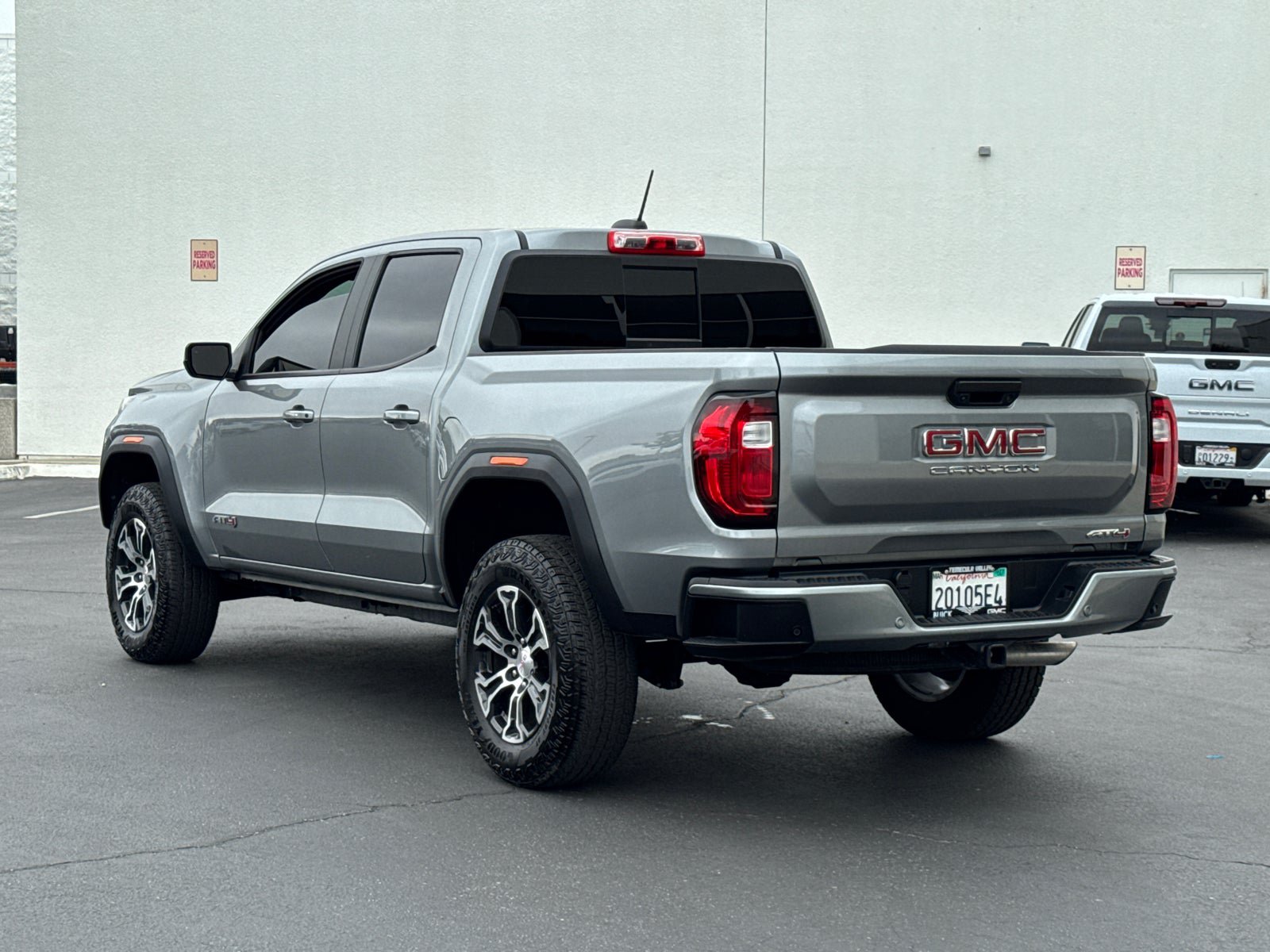 Certified 2025 GMC Canyon AT4 AWD/4WD image 11