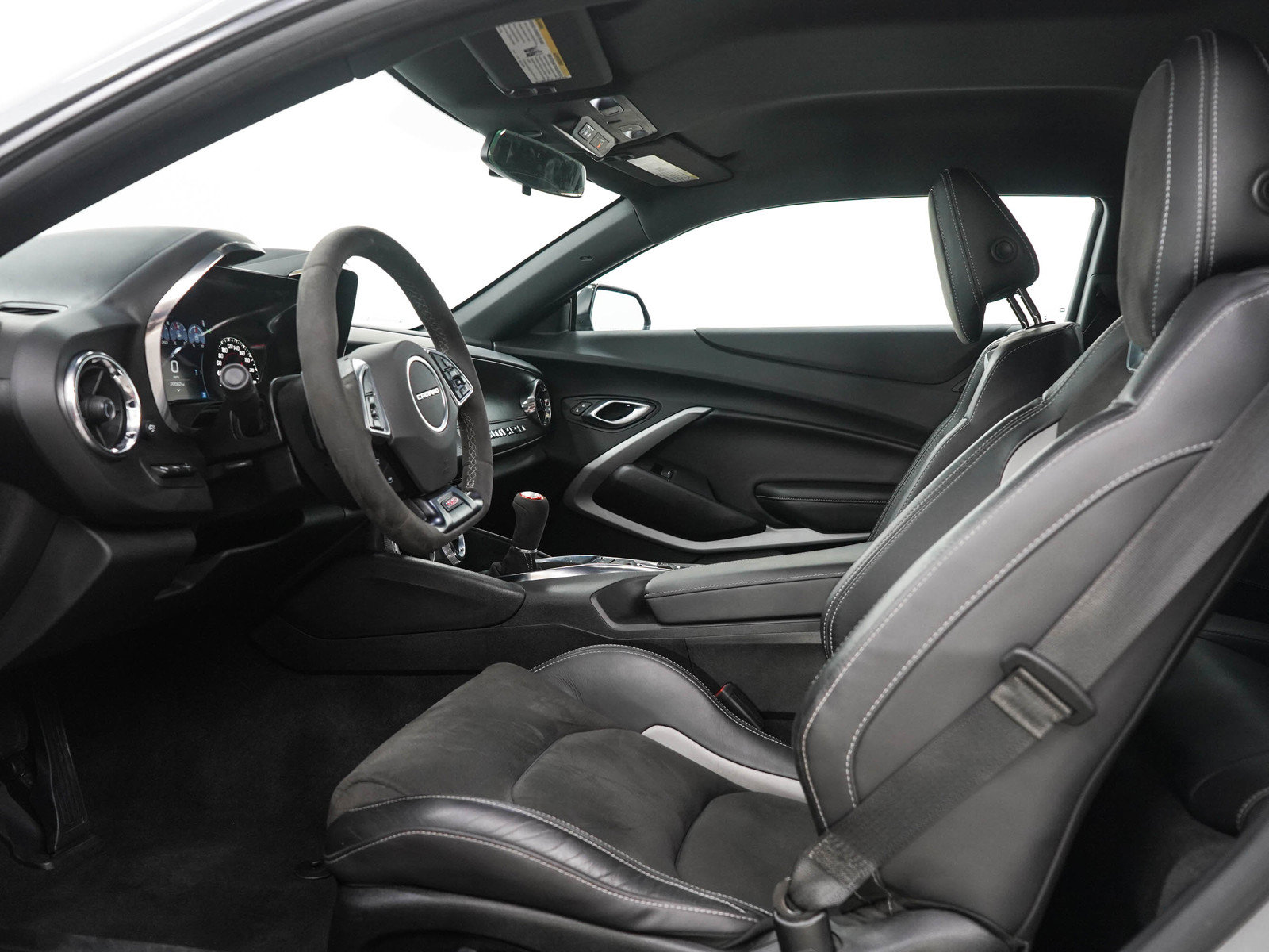Used 2019 Chevrolet Camaro SS RWD image 18