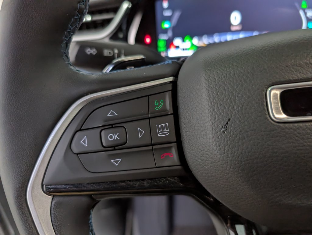 Used 2023 Jeep Grand Cherokee Trailhawk w/ Advanced Protech Group II AWD/4WD image 19