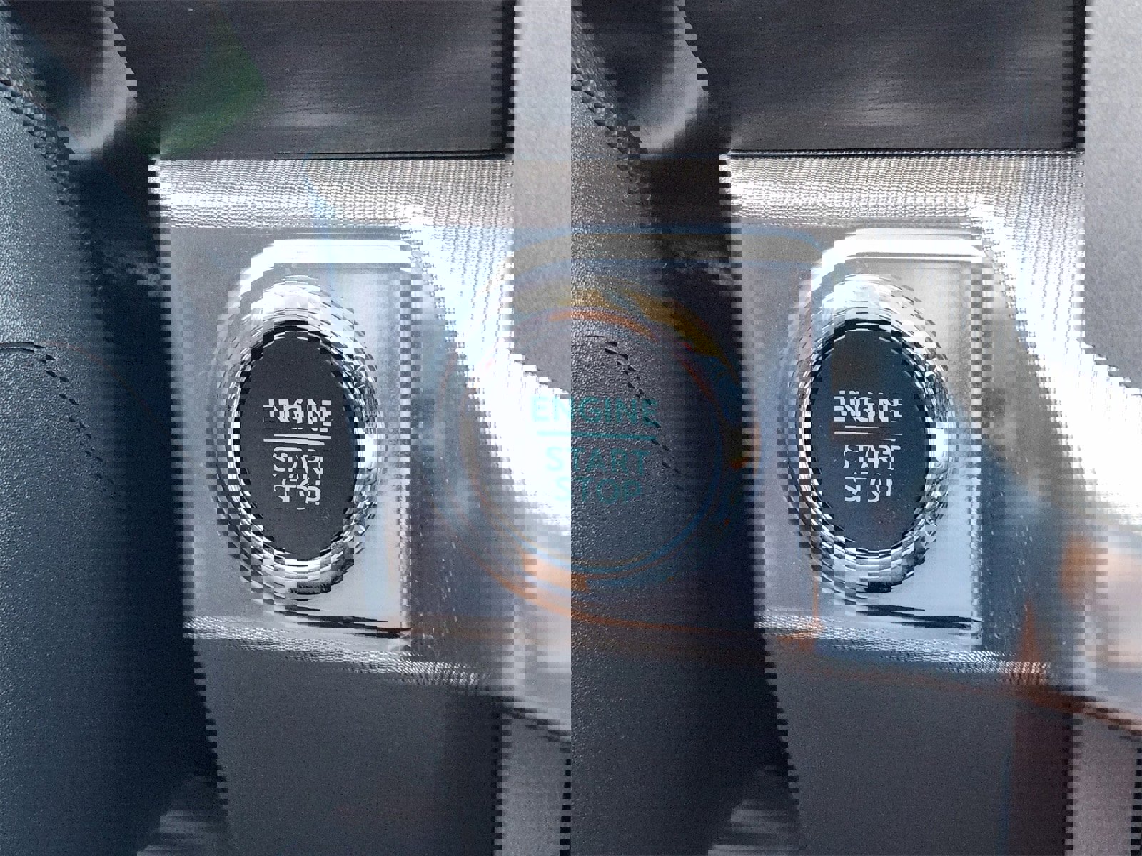 Used 2025 Ford F150 Lariat w/ Equipment Group 501A Mid image 30