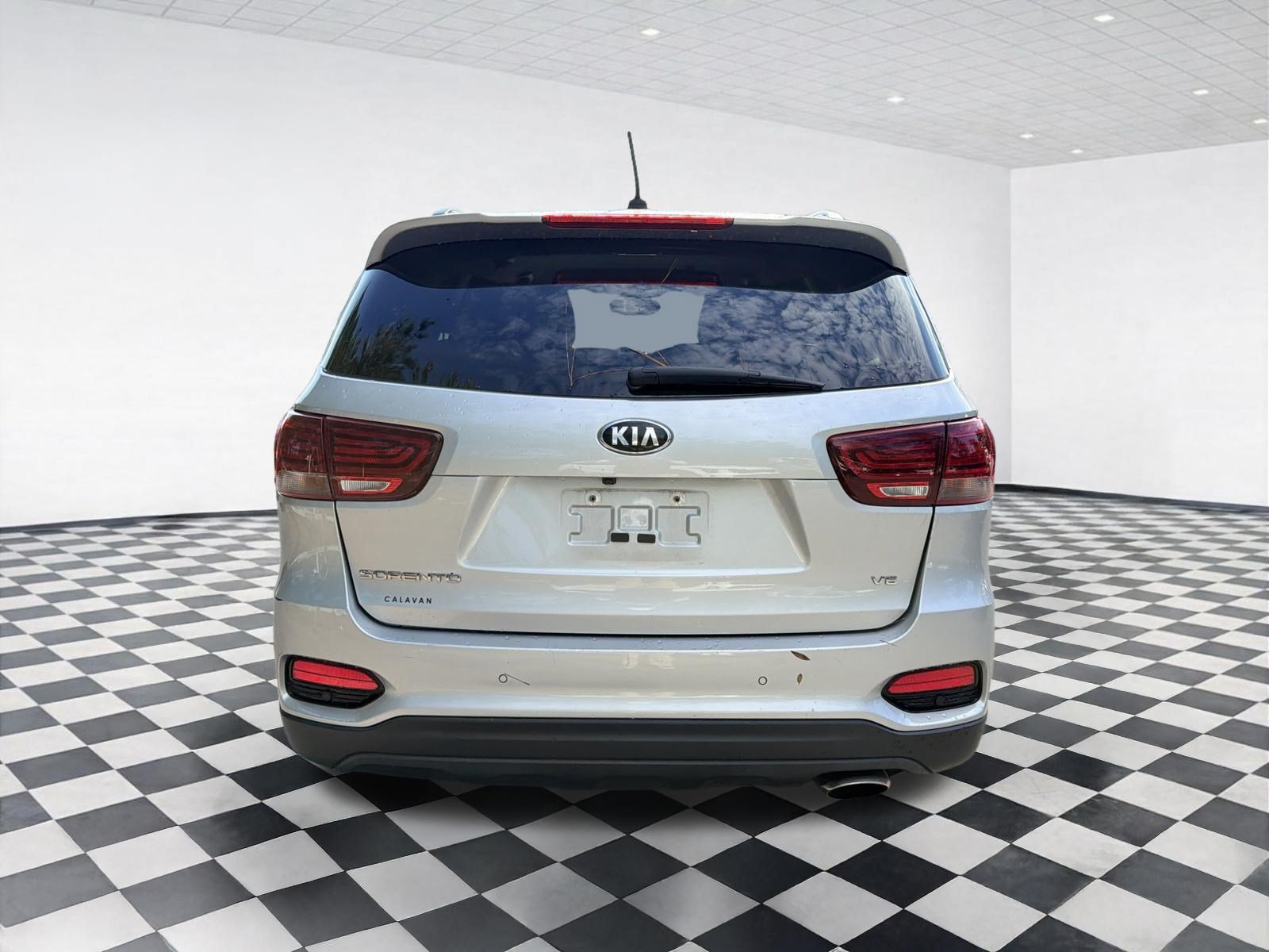 Used 2020 Kia Sorento S FWD image 5
