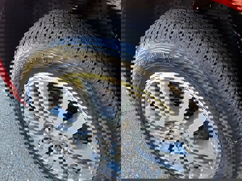 Used 2013 GMC Acadia Denali image 6