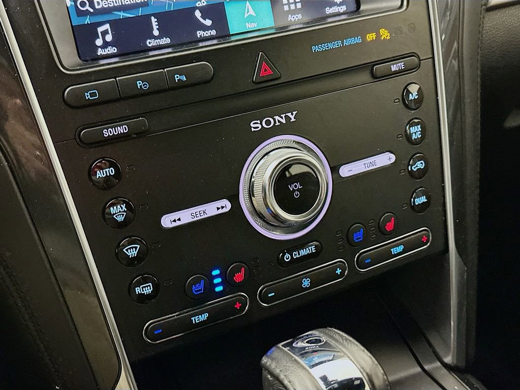 Used 2019 Ford Explorer Platinum AWD/4WD image 22