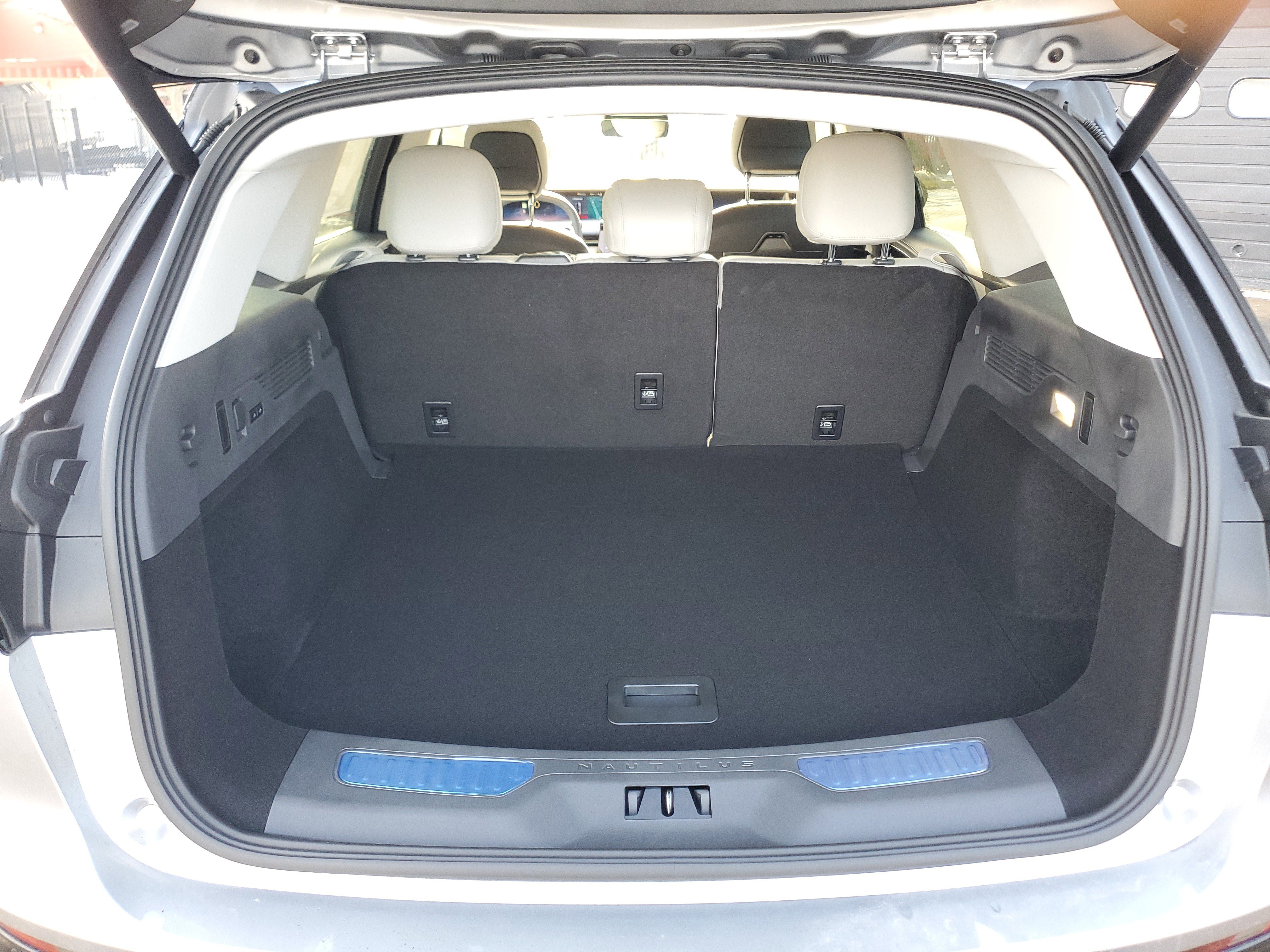 New 2026 Lincoln Nautilus Reserve image 32