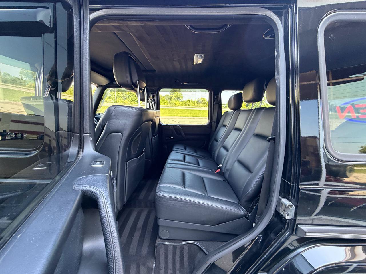 Used 2015 Mercedes-Benz G 550 image 24