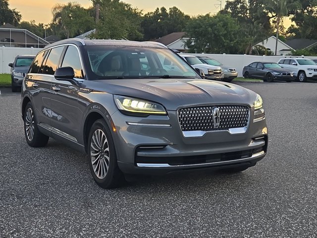 Used 2023 Lincoln Aviator Reserve RWD image 3