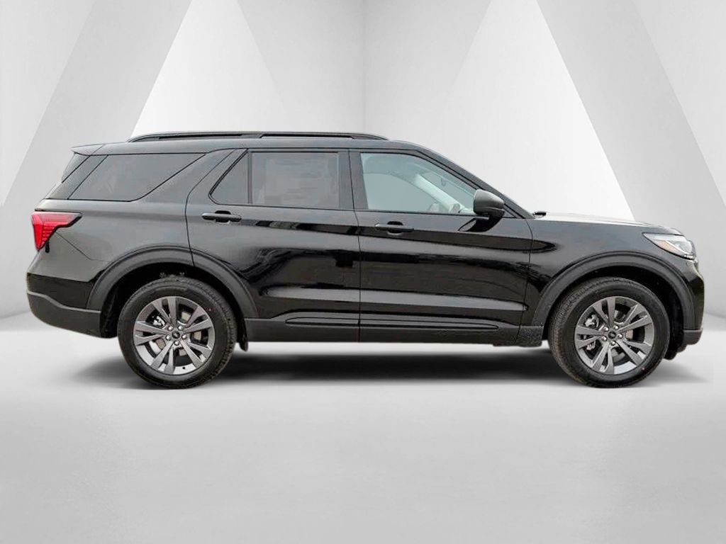 New 2026 Ford Explorer Active image 6