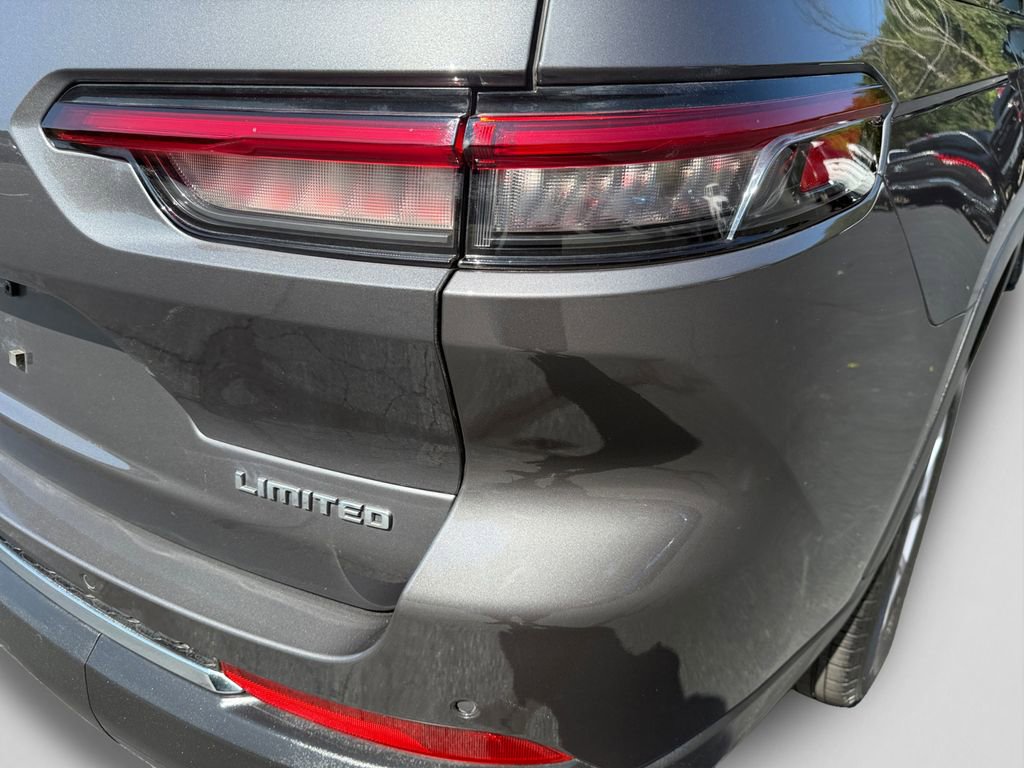 Certified 2022 Jeep Grand Cherokee L Limited image 19