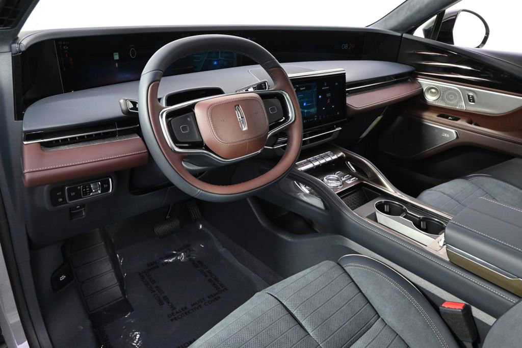 New 2026 Lincoln Nautilus Black Label w/ Jet Appearance Package AWD/4WD image 12