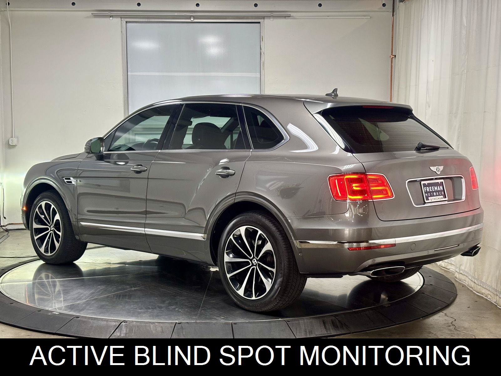Used 2018 Bentley Bentayga AWD/4WD image 7