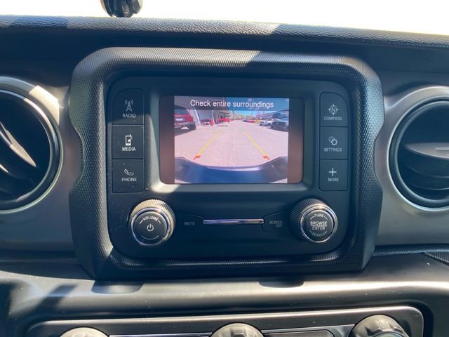 Used 2021 Jeep Gladiator Sport image 25