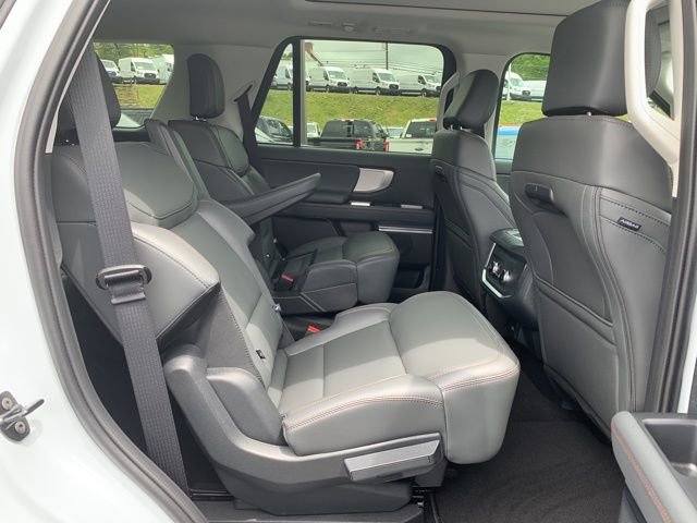 New 2025 Ford Expedition Active RWD image 13