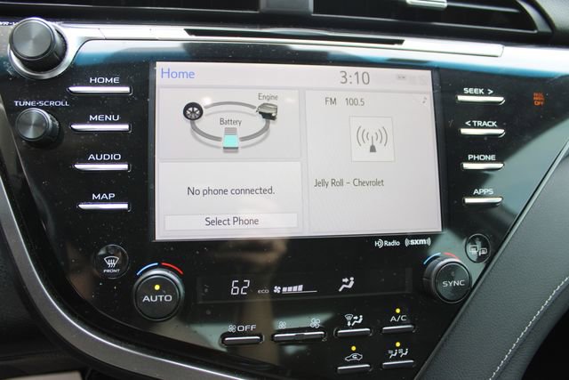 Used 2019 Toyota Camry SE w/ Sunroof Package image 15