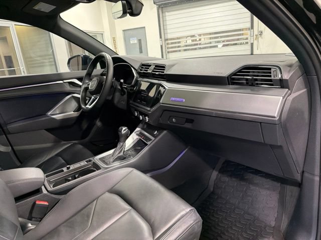 Used 2023 Audi Q3 2.0T Premium Plus w/ Premium Plus Package AWD/4WD image 14