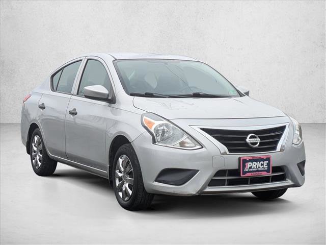 Used 2017 Nissan Versa S image 3