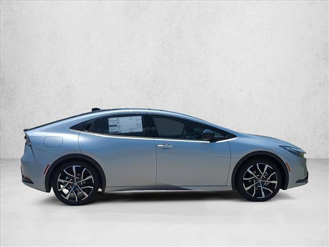 Certified 2025 Toyota Prius Plug-In Hybrid FWD image 4