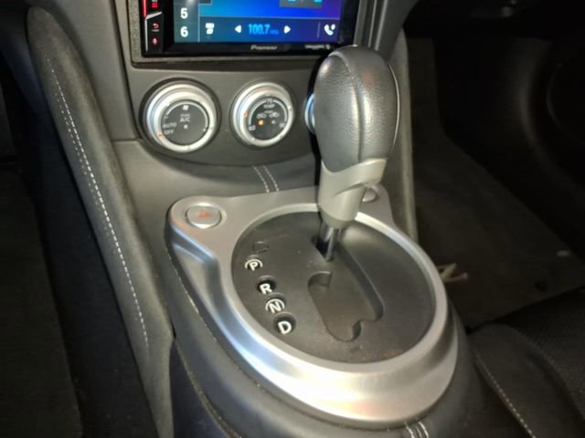 Certified 2017 Nissan 370Z Base 2D Convertible image 10