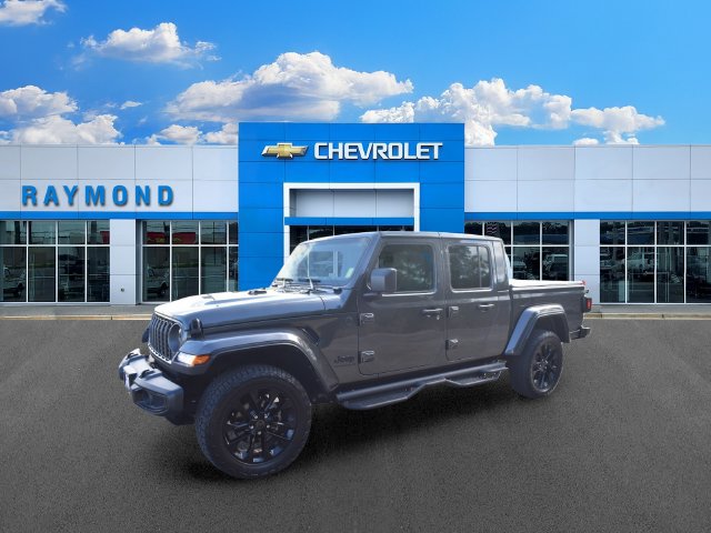 Used 2025 Jeep Gladiator Sport AWD/4WD image 8