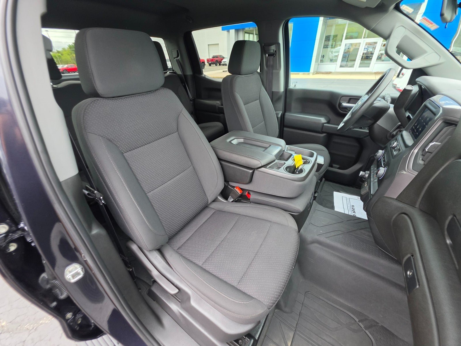 Used 2022 Chevrolet Silverado 1500 W/T w/ WT Value Package AWD/4WD image 12