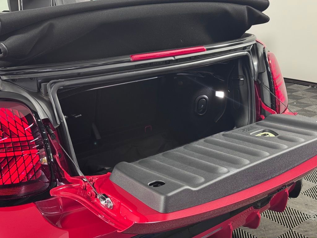 Used 2025 MINI Cooper John Cooper Works image 31