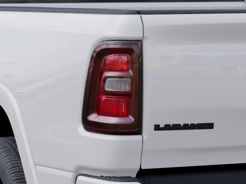 New 2027 RAM 1500 Laramie AWD/4WD image 14