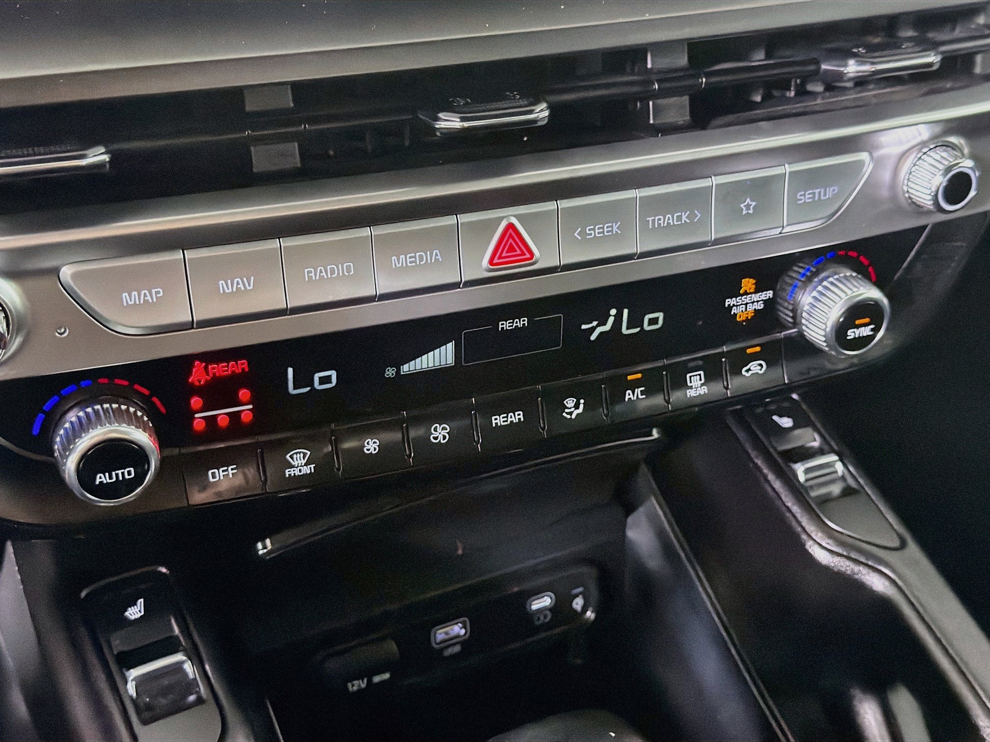 Used 2025 Kia Telluride S FWD image 24