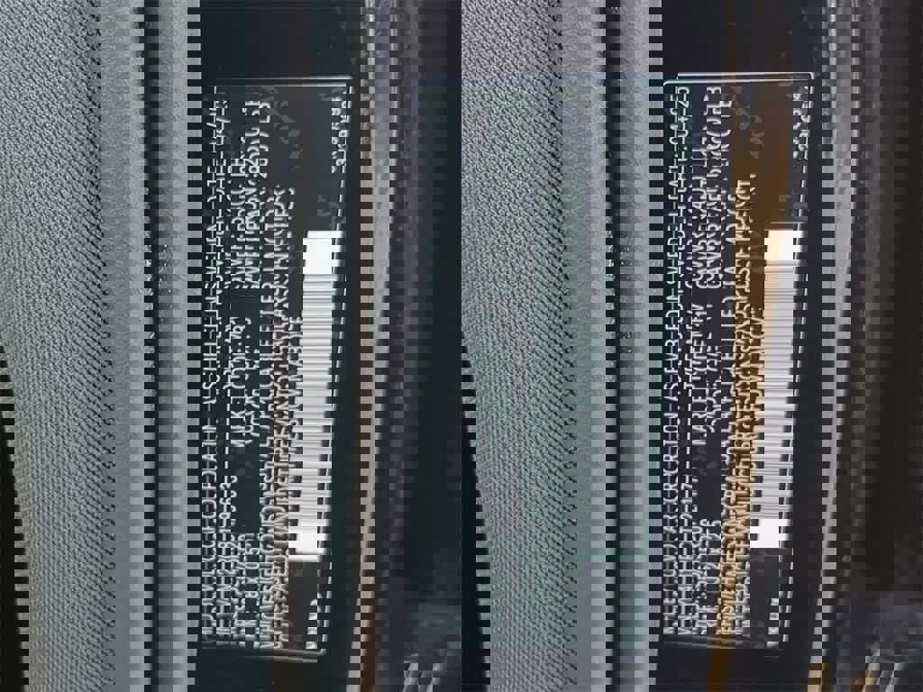 Used 2026 Volvo XC60 B5 Plus w/ Protection Package Premier image 33