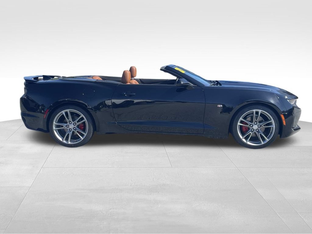 Used 2021 Chevrolet Camaro LT w/ RS Package RWD image 2