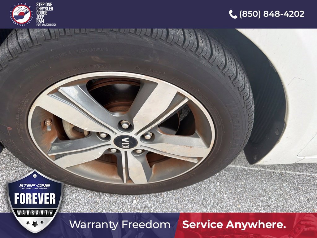 Used 2018 Kia Forte S w/ S Technology Plus Package FWD image 15