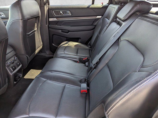 Used 2019 Ford Explorer Limited w/ Class III Trailer Tow Package FWD image 23