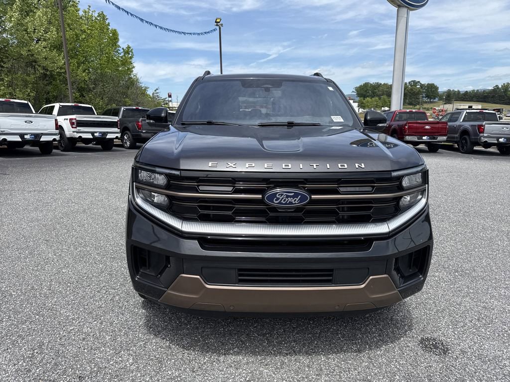 Used 2025 Ford Expedition King Ranch AWD/4WD video 2