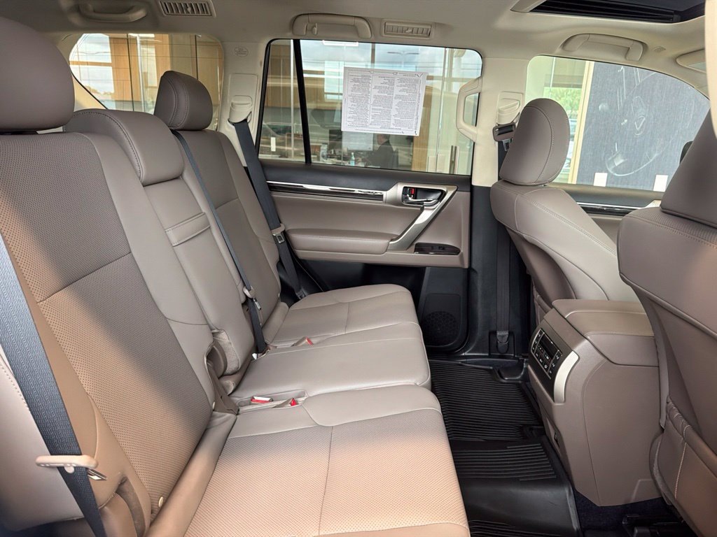 Used 2020 Lexus GX 460 Premium w/ Premium Package AWD/4WD image 54