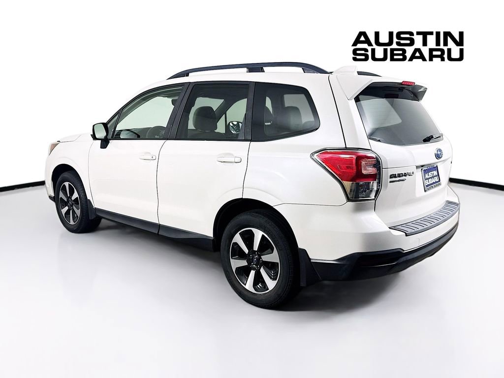 Used 2017 Subaru Forester 2.5i Premium AWD/4WD image 5