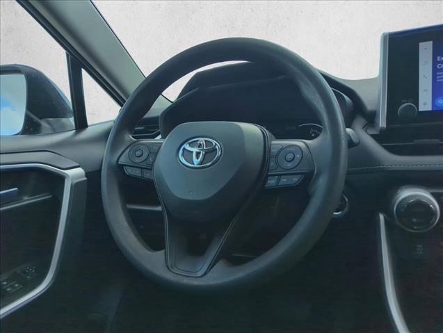 Used 2023 Toyota RAV4 XLE w/ Convenience Package image 29