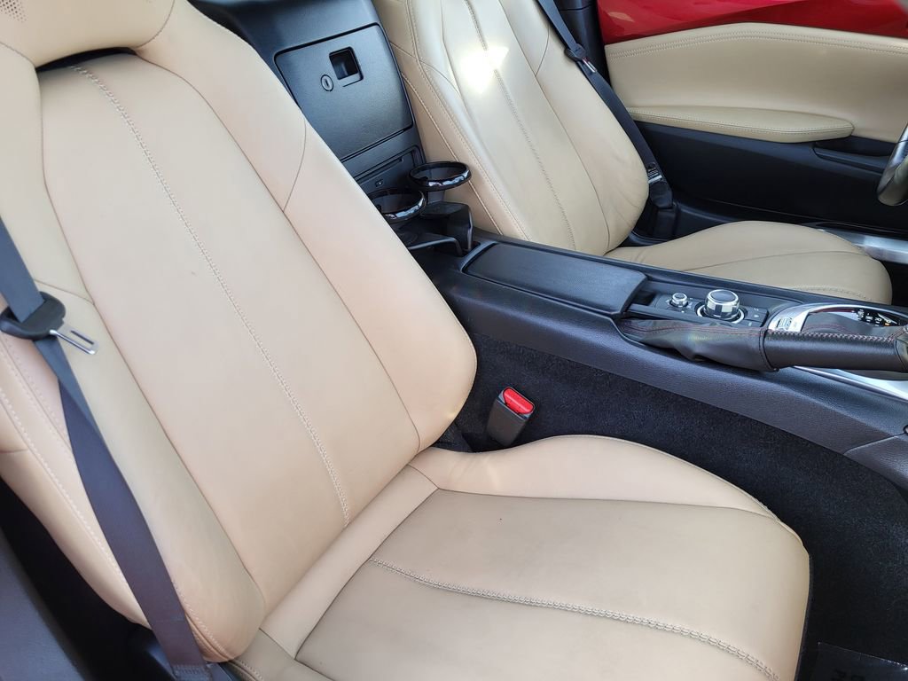 Used 2017 MAZDA MX-5 Miata RF Grand Touring image 4