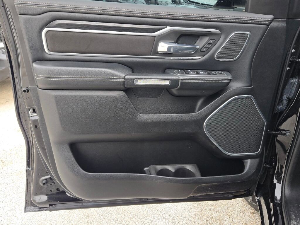 Used 2023 RAM 1500 Laramie image 21