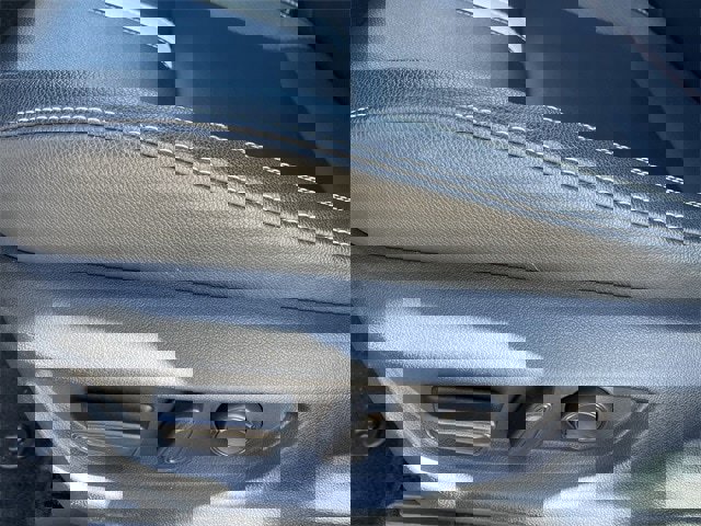 Used 2025 Toyota Camry SE image 26